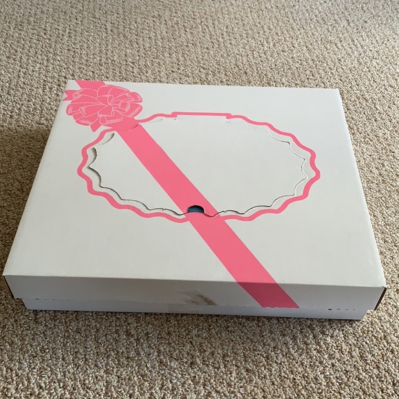 Cathedral Wedding Veil - Picture 8 of 10